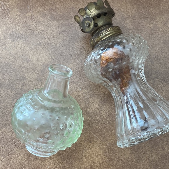 Antique Mini Oil Lamp - Picture 6 of 6